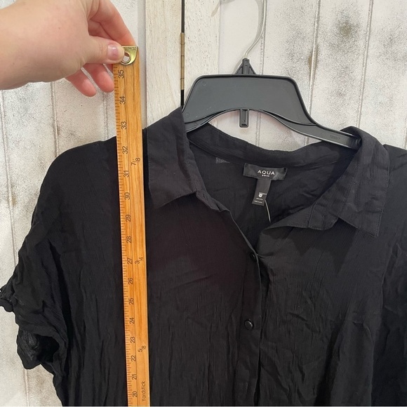 Aqua SWIM BUTTON-DOWN SWIM COVER UP TUNIC - 100% EXCLUSIVE IN BLACK L crinkled - Picture 6 of 6